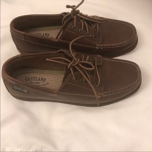 EASTLAND BROWN LEATHER DOCK SHOES.  NEW. - Picture 5 of 7